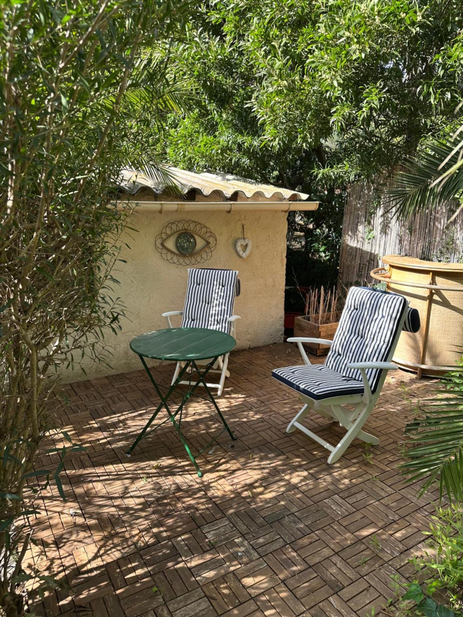 Studio De La Mer La Croix-Valmer Bagian luar foto